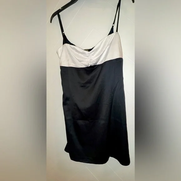 New with Tags Princess Polly Fabulous Mini Dress Black/White Size: 8 - Picture 6 of 11